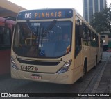 Expresso Azul 17427 na cidade de Curitiba, Paraná, Brasil, por Marcos Souza De Oliveira. Número da foto: #:id.