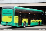 Expresso Azul JB304 na cidade de Curitiba, Paraná, Brasil, por Jean Genser. Número da foto: #12195597.