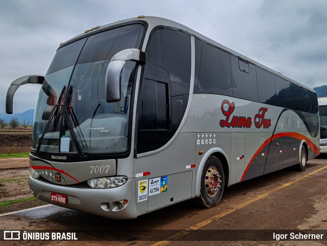 Luma Tur 7007 na cidade de Marques de Souza, Rio Grande do Sul, Brasil, por Igor Scherner. Número da foto: #12196307.
