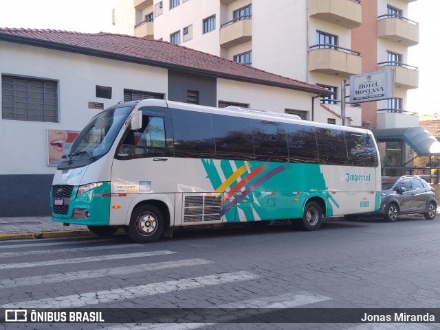 Imperial Turismo 600 na cidade de Serra Negra, São Paulo, Brasil, por Jonas Miranda. Número da foto: #12196402.