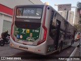 Via Sudeste Transportes S.A. 5 1158 na cidade de São Paulo, São Paulo, Brasil, por Rafael Lopes de Oliveira. Número da foto: #12197084.
