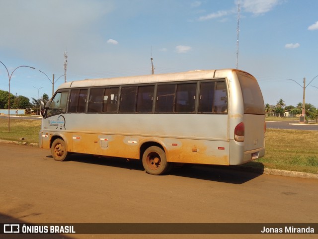 Seline Pérola Serviços e Transportes  na cidade de Inaciolândia, Goiás, Brasil, por Jonas Miranda. Número da foto: #12201195.