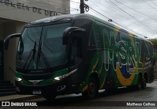 Forró Mastruz com Leite 3H87 na cidade de Laje, Bahia, Brasil, por Matheus Calhau. Número da foto: #12201424.