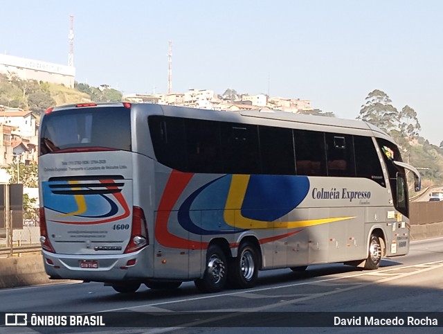 Colméia Expresso 4600 na cidade de Cotia, São Paulo, Brasil, por David Macedo Rocha. Número da foto: #12199645.