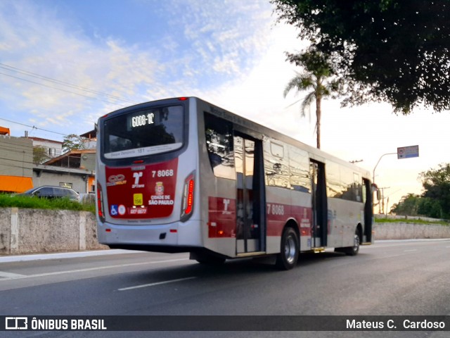 Transwolff Transportes e Turismo 7 8068 na cidade de São Paulo, São Paulo, Brasil, por Mateus C.  Cardoso. Número da foto: #12200335.