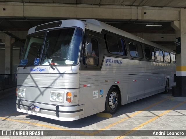 Santur Viagens 7B10 na cidade de São Paulo, São Paulo, Brasil, por André Leandro. Número da foto: #12200000.