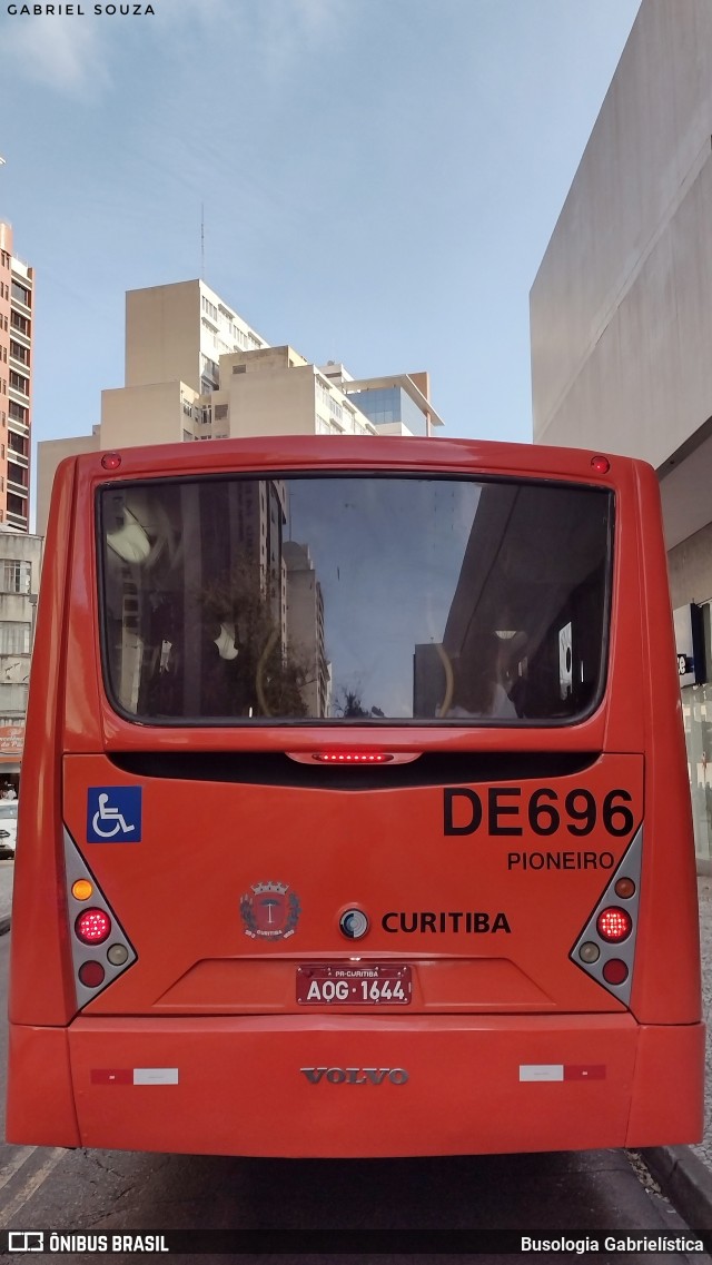 Cristo Rei > CCD Transporte Coletivo > SPE Via Mobilidade S/A DE696 na cidade de Curitiba, Paraná, Brasil, por Busologia Gabrielística. Número da foto: #12205184.