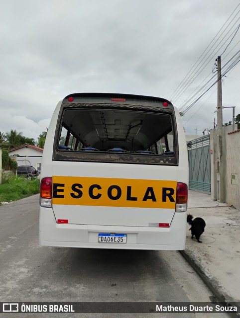 Escolares 15.997 na cidade de Caraguatatuba, São Paulo, Brasil, por Matheus Duarte Souza. Número da foto: #12203315.
