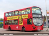 London United VH45102 na cidade de London, Greater London, Inglaterra, por Fábio Takahashi Tanniguchi. Número da foto: #12207854.