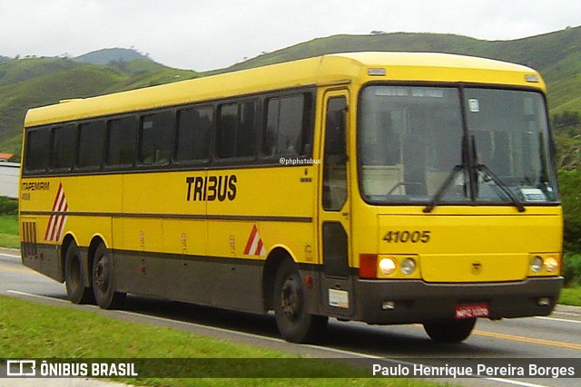Viação Itapemirim 41005 na cidade de Barra do Piraí, Rio de Janeiro, Brasil, por Paulo Henrique Pereira Borges. Número da foto: #12210355.