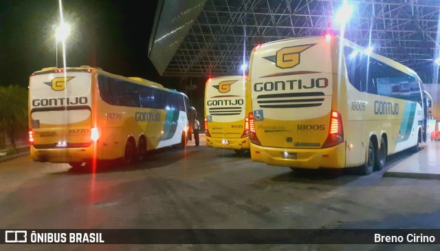 Empresa Gontijo de Transportes 18005 na cidade de Patos de Minas, Minas Gerais, Brasil, por Breno Cirino. Número da foto: #12145229.