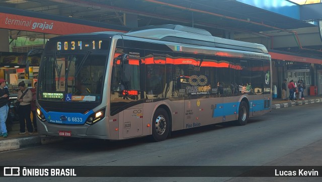 Transwolff Transportes e Turismo 6 6833 na cidade de São Paulo, São Paulo, Brasil, por Lucas Kevin. Número da foto: #12145088.
