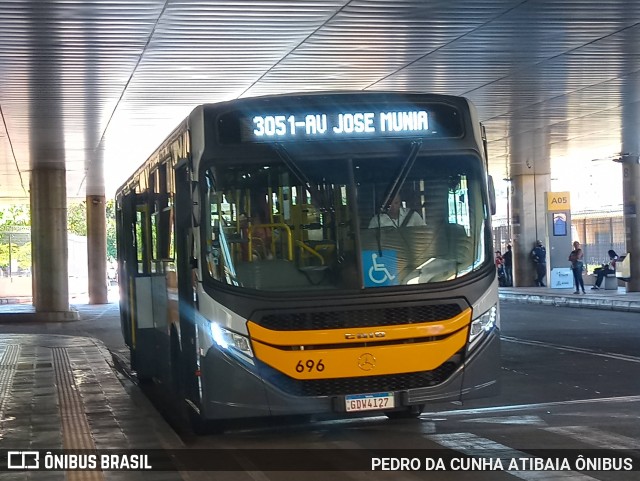 Circular Santa Luzia > Protetora Transportes 696 na cidade de São José do Rio Preto, São Paulo, Brasil, por PEDRO DA CUNHA ATIBAIA ÔNIBUS. Número da foto: #12144521.
