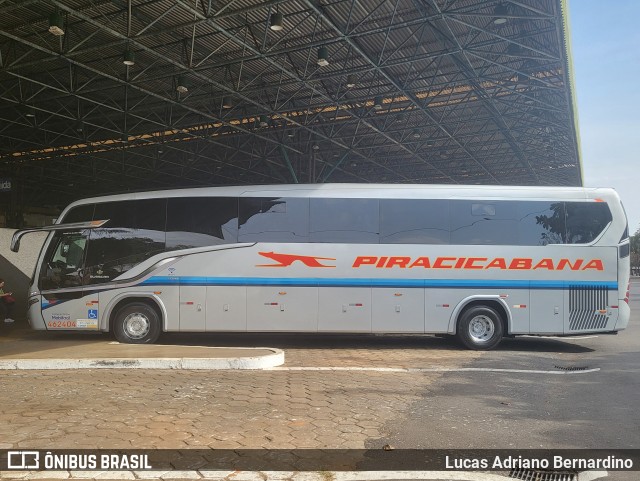 Viação Piracicabana 462404 na cidade de Bauru, São Paulo, Brasil, por Lucas Adriano Bernardino. Número da foto: #12212948.