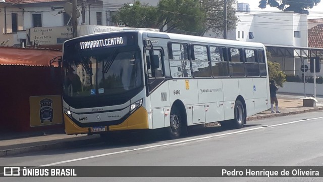 Pontual Sul Transporte e Turismo 6490 na cidade de Botucatu, São Paulo, Brasil, por Pedro Henrique de Oliveira. Número da foto: #12211573.