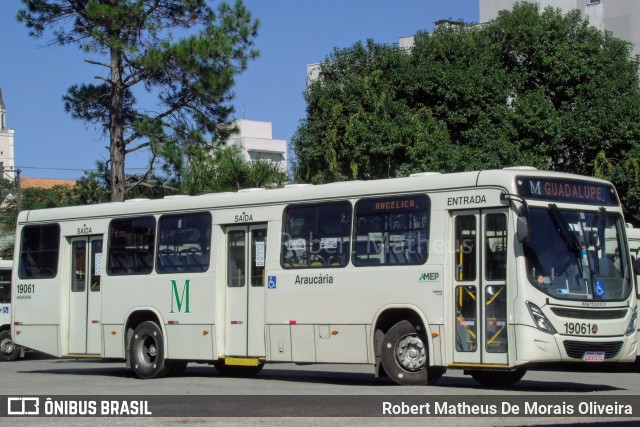 Araucária Transportes Coletivos 19061 na cidade de Araucária, Paraná, Brasil, por Robert Matheus De Morais Oliveira. Número da foto: #12213320.