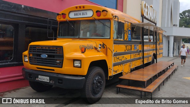 Ônibus Particulares MAO4174 na cidade de Vinhedo, São Paulo, Brasil, por Espedito de Brito Gomes. Número da foto: #12212984.