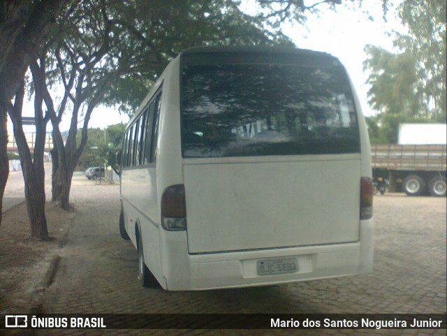 Ônibus Particulares 4 7175 na cidade de Piritiba, Bahia, Brasil, por Mario dos Santos Nogueira Junior. Número da foto: #12211332.