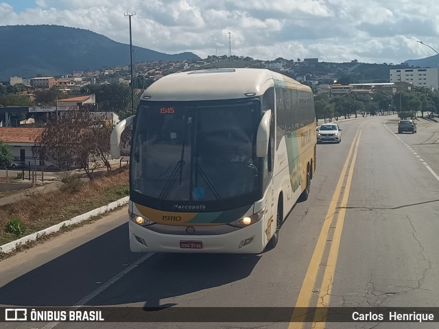 Empresa Gontijo de Transportes 19110 na cidade de Itaobim, Minas Gerais, Brasil, por Carlos  Henrique. Número da foto: #12150069.