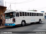 Grupo Acuza Barveña HB 4825 na cidade de Heredia, Heredia, Heredia, Costa Rica, por Luis Diego Sánchez. Número da foto: #12150841.