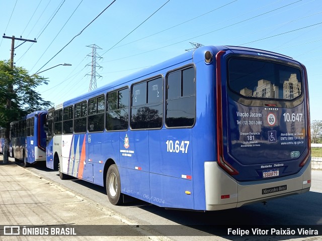 Viação Jacareí 10.647 na cidade de São José dos Campos, São Paulo, Brasil, por Felipe Vitor Paixão Vieira. Número da foto: #12155473.