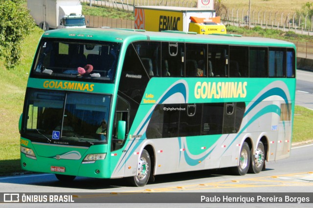 Goiás Minas Transporte e Turismo 2902 na cidade de Aparecida, São Paulo, Brasil, por Paulo Henrique Pereira Borges. Número da foto: #12154702.