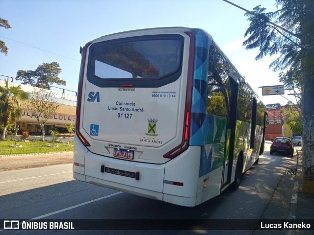 Viação Guaianazes 01 127 na cidade de Santo André, São Paulo, Brasil, por Lucas Kaneko. Número da foto: #12158788.
