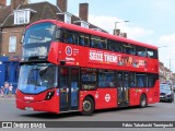 Metroline WDE2798 na cidade de Edgware, Greater London, Inglaterra, por Fábio Takahashi Tanniguchi. Número da foto: #12158473.