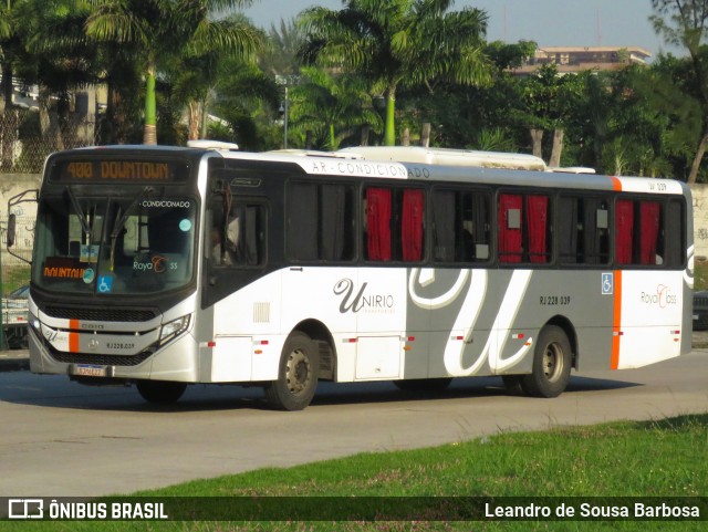 UniRio Transportes RJ 228.039 na cidade de Rio de Janeiro, Rio de Janeiro, Brasil, por Leandro de Sousa Barbosa. Número da foto: #12159416.