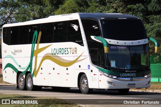 Lourdes Tur 1750 na cidade de Muriaé, Minas Gerais, Brasil, por Christian  Fortunato. Número da foto: #12159131.