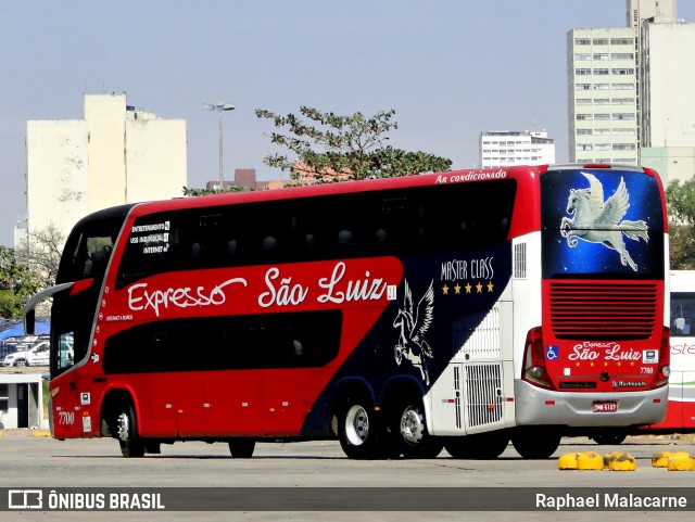Expresso São Luiz 7700 na cidade de Goiânia, Goiás, Brasil, por Raphael Malacarne. Número da foto: #12159046.