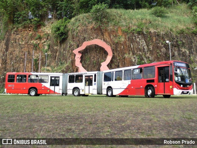 Itajaí Transportes Coletivos 2972 na cidade de Campinas, São Paulo, Brasil, por Robson Prado. Número da foto: #12214468.