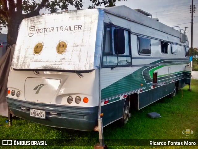 Motorhomes 5391 na cidade de Guaratuba, Paraná, Brasil, por Ricardo Fontes Moro. Número da foto: #12215395.