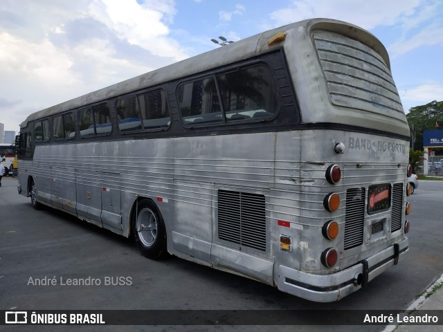 Ônibus Particulares 6189 na cidade de Barueri, São Paulo, Brasil, por André Leandro. Número da foto: #12236214.