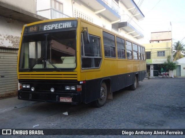 Ônibus Particulares 04 na cidade de Canindé, Ceará, Brasil, por Diego Anthony Alves Ferreira. Número da foto: #12235953.