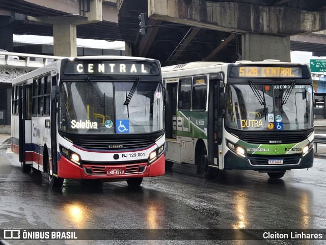 Empresa de Transportes Limousine Carioca RJ 129.001 na cidade de Rio de Janeiro, Rio de Janeiro, Brasil, por Cleiton Linhares. Número da foto: #12240474.