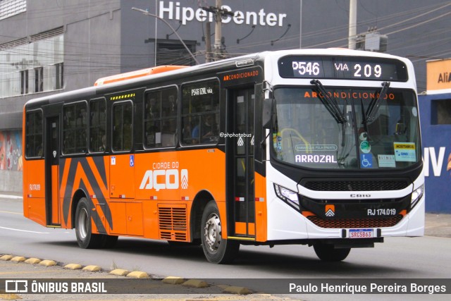 Viação Cidade do Aço RJ 174.019 na cidade de Volta Redonda, Rio de Janeiro, Brasil, por Paulo Henrique Pereira Borges. Número da foto: #12241638.