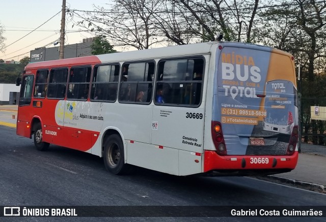 Expresso Luziense > Territorial Com. Part. e Empreendimentos 30669 na cidade de Santa Luzia, Minas Gerais, Brasil, por Gabriel Costa Guimarães. Número da foto: #12243144.