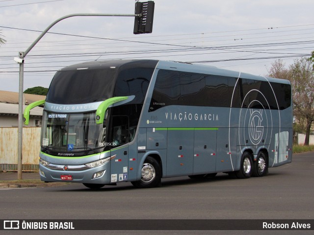Viação Garcia 8565 na cidade de Paranavaí, Paraná, Brasil, por Robson Alves. Número da foto: #12245087.