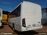 Ônibus Particulares 0832 na cidade de Quirinópolis, Goiás, Brasil, por Jonas Miranda. Número da foto: #12243288.