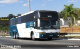 Ônibus Particulares 5000 na cidade de Trindade, Goiás, Brasil, por Carlos Júnior. Número da foto: #12244121.
