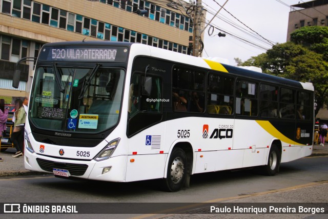 Viação Cidade do Aço 5025 na cidade de Volta Redonda, Rio de Janeiro, Brasil, por Paulo Henrique Pereira Borges. Número da foto: #12246126.