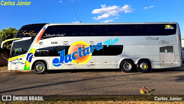 Jaciara Tur 3220 na cidade de Trindade, Goiás, Brasil, por Carlos Júnior. Número da foto: #12246873.