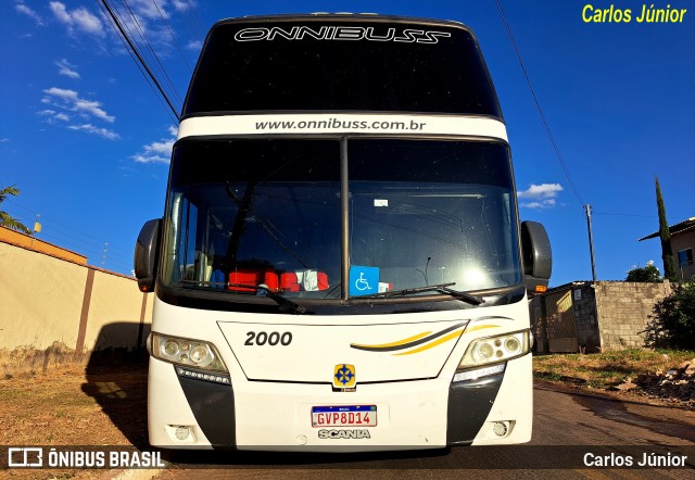 Onni Buss 2000 na cidade de Trindade, Goiás, Brasil, por Carlos Júnior. Número da foto: #12247829.