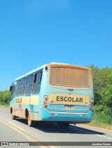 Ônibus Particulares 7764 na cidade de Aracati, Ceará, Brasil, por Jonathan Nunes. Número da foto: #12247682.