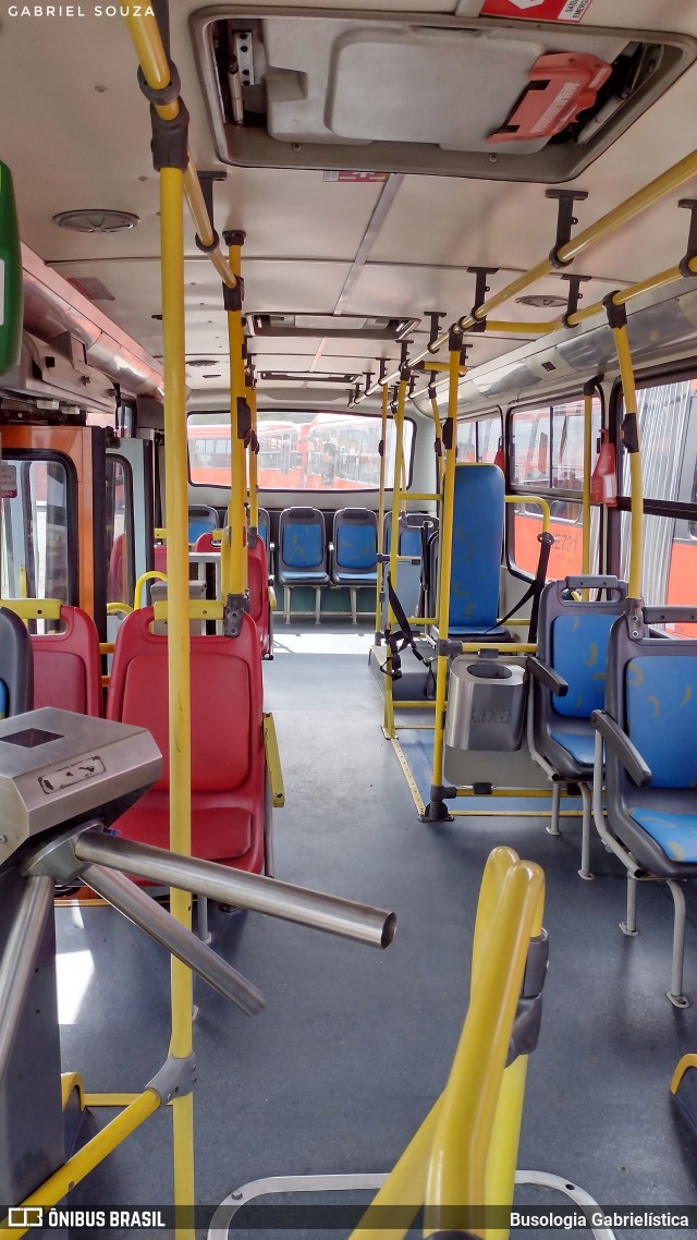 Araucária Transportes Coletivos LN404 na cidade de Curitiba, Paraná, Brasil, por Busologia Gabrielística. Número da foto: #12249678.