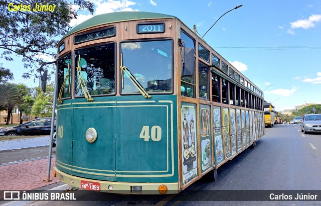 Ônibus Particulares 40 na cidade de Trindade, Goiás, Brasil, por Carlos Júnior. Número da foto: #12250936.