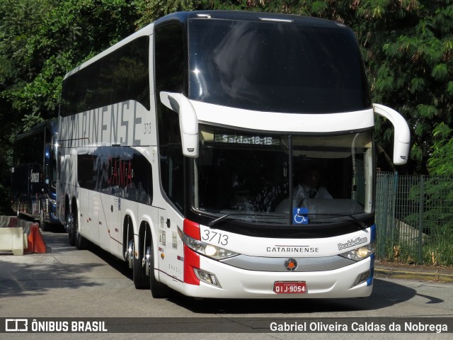 Auto Viação Catarinense 3713 na cidade de São Paulo, São Paulo, Brasil, por Gabriel Oliveira Caldas da Nobrega. Número da foto: #12250185.