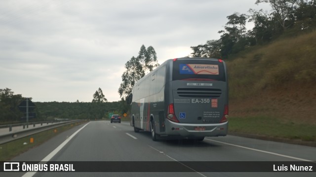 Expresso Amarelinho EA-350 na cidade de Sarapuí, São Paulo, Brasil, por Luis Nunez. Número da foto: #12250600.