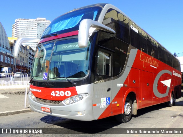Expresso Gardenia 4200 na cidade de Belo Horizonte, Minas Gerais, Brasil, por Adão Raimundo Marcelino. Número da foto: #12252577.